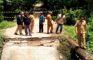 Jembatan Penghubung Desa Malawaken – Lahei I Putus, Dinas PUPR Segera Lakukan Penanganan