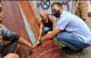 Nenek Asli Sering Terlihat Jalan Pagi Di Sekitar Jalan Ais Nasution