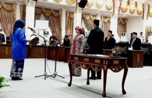 Hj Sofia Resmi Dilantik sebagai Anggota DPRD PAW Sisa Masa Jabatan 2019-2024