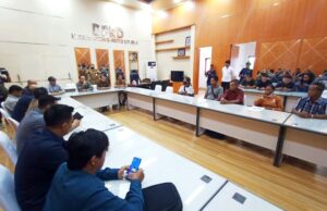 Pemimpin Tidak Dipercaya Warganya Hendaknya Mundur Dari Jabatan