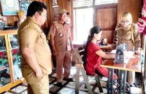 Pelaku Usaha di Desa Tumpung Laung I dan II Dimonitoring dan Diberi Pembinaan