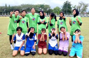 Tim Sepak Bola Putri Mitra Barito Siap Bertanding