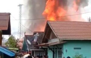13 Rumah dan 5 Sarang Burung Walet di RT 2 Lahei Ludes Terbakar