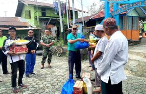 SMAN 1 Muara Teweh Serahkan Bantuan Untuk Korban Kebakaran di Lahei II