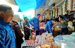 Bupati Tinjau Langsung Stok Bahan Pokok, Menjelang Hari Raya Idul Fitri