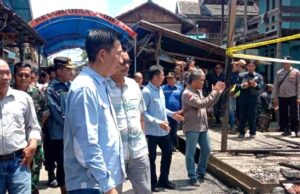 Bupati Nadalsyah Tinjau Lokasi Kebakaran di Kelurahan Lahei I