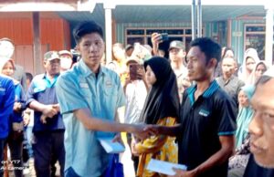 PT MB Serahkan Bantuan Untuk Korban Kebakaran di Kecamatan Lahei