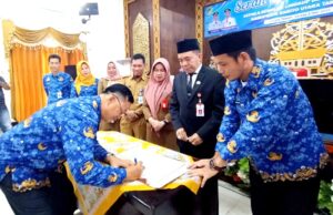 Kepsek, Pengawas dan Guru Lingkup Dinas Pendidikan Barito Utara Laksanakan Sertijab