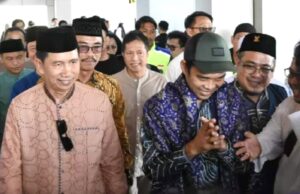 H Nadalsyah Dampingi Ustadz Abdul Somad Kunjungi Barito Utara