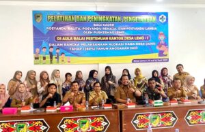 Kader Posyandu Balita dan Posyandu Lansia Desa Lemo Diberikan Pelatihan