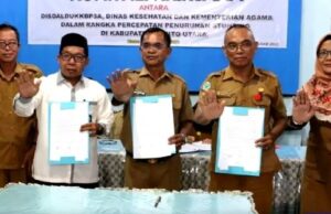 Dukung Penurunan Stunting, DisdaldukKBP3A Teken MoU Dengan Kemenag dan Dinkes Barito Utara