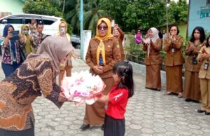 Bunda PAUD Barito Utara Kunjungi SDN 8 Lanjas Muara Teweh