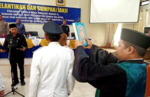Pj Bupati Lantik Pj Kades Bintang Ninggi II, PAW BPD Luwe Hulu dan Damang Teweh Selatan