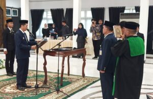 Pj Bupati Lantik dan Ambil Sumpah Janji JPT Pratama dan Pejabat Administrator