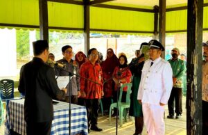 Pj Bupati Barito Utara Lantik Pj Kepala Desa Jamud