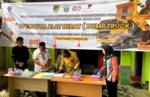 Disnakertranskop UKM Barito Utara Teken MoU Dengan LPK Kelua Mandiri