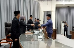 Fraksi Partai Demokrat Sampaikan Pemandangan Umum Terhadap Dua Raperda