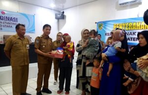 Pemkab Barito Utara Berikan Bantuan PMT Kepada Keluarga Berisiko Stunting