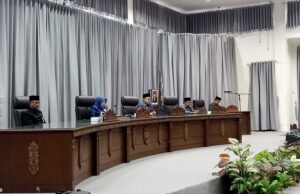 DPRD Rapat Paripurna II Penyampaian Pandangan Umum Fraksi Terhadap Raperda APBD TA 2024