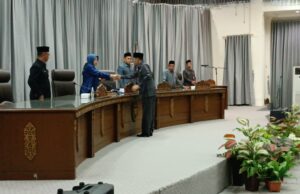 Fraksi Gabungan ARKS DPRD Barito Utara Minta Tiga Penjelasan Kepada Pemkab Terhadap APBD 2024