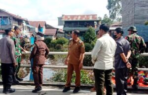Pj Bupati Barito Utara Minta Masyarakat Jangan Buang Sampah di Bantaran Kali