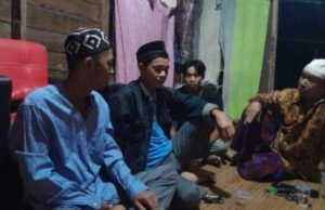Syamsudinor Sosialisasikan Raperda di Desa Kaladan