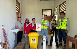 Pamapersada Nusantara Support Kebutuhan UKS SMAN 1 Teweh Timur