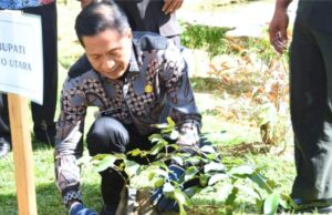 Peringati Hari Lingkungan Hidup Sedunia, Pemkab Barito Utara Tanam Bibit Pohon