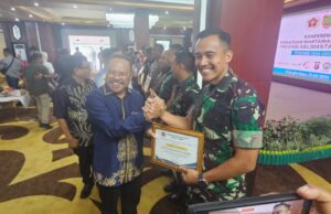 Didapuk Sebagai Pejabat Mitra Pers, Letnan Kolonel Inf Agussalim Tuo Terima Penghargaan PWI Pusat