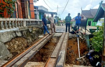 Dinas PUPR Barito Utara Lakukan Penanganan Darurat Gorong-Gorong yang Ambrol di Jalan Rajawali