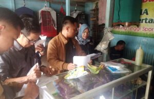 KPU Barito Utara Distribusikan C Pemberitahuan untuk PSU di TPS 01 Melayu dan TPS 04 Malawaken