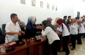 DPRD Barito Utara Gelar Halal Bi Halal Bersama Sekretariat dan Mantan Sekwan