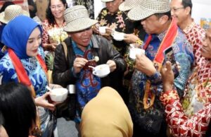 Gubernur Kalteng Apresiasi dan Dukung Pengembangan Produk Lokal Barito Utara pada Kalteng Expo 2025