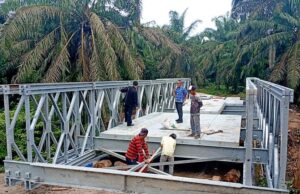 Pembangunan Jembatan Bailey Bentang di Desa Tawan Jaya Capai Progres 80 persen