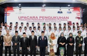 Pj Bupati Barito Utara Kukuhkan Paskibraka 2025