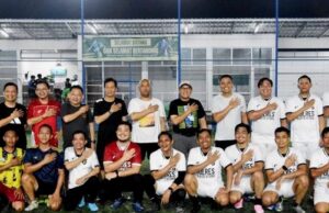 Pemkab Barut dan FKPD Gelar Sparing Mini Soccer, Pj Bupati: Pererat Silaturahmi dan Sinergi Antar Lembaga