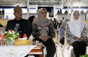 Lestarikan Warisan Leluhur, Lomba Tari Pedalaman Meriahkan Festival Budaya IMBT 2025