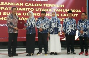 Rapat Pleno Terbuka KPU Tetapkan Pasangan Calon Terpilih Bupati dan Wakil Bupati Barito Utara 2024