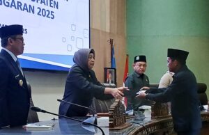 Fraksi Partai Demokrat Setujui RAPBD Perubahan 2025, Soroti Efisiensi Anggaran dan Fokus Program 100 Hari Bupati
