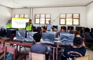 PAMA dan BEK Gelar Program Karyawan Mengajar Komputer di SMAN 1 Teweh Timur
