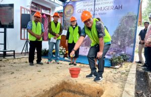 Bupati Dukung Pembangunan Gereja Anugerah dan Kantor Sekretariat MPH GKE Anugerah Muara Teweh