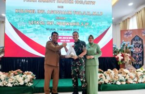 Shalahuddin Ceritakan Perjalanan Panjang Menuju Kursi Bupati pada Pisah Sambut Dandim 1013 Muara Teweh