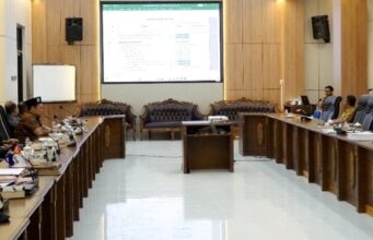DPRD Tegaskan Perusahaan Hentikan Penggunaan Jalan KM 30 Sebelum Ada Peningkatan Kualitas Jalan