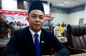 DPRD Barut Apresiasi Pemancangan Tiang Listrik Masuk Desa di Teweh Timur