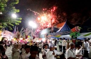 Pawai Takbir Idul Fitri 1447 H Meriah, Mobil Hias dan Peserta Jalan Kaki Ramaikan Malam Lebaran