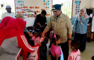Bupati Barito Utara Salurkan Bantuan SIP PINTAR untuk 18 Siswa TK Permata Bunda Mampuak II
