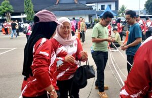 Waket II DPRD Barito Utara Ajak Masyarakat Perkuat Kebersamaan pada Senam Massal dan Pembukaan Futsal Bupati Cup