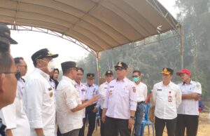 Bupati Targetkan Desa Butong Teraliri Listrik PLN Pada Desember 2027