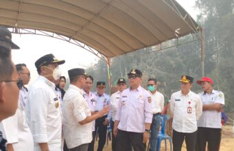 Bupati Targetkan Desa Butong Teraliri Listrik PLN Pada Desember 2027