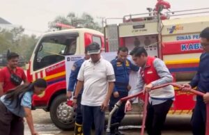 Pertamina dan PT MBSM Bersinergi Salurkan Air Bersih bagi Warga Terdampak Kemarau